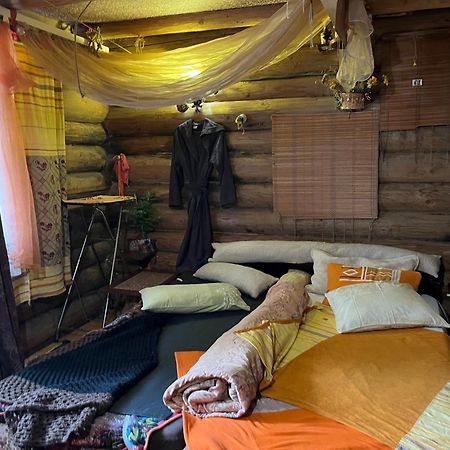 Hotel Piatkovskiy Пилипец Экстерьер фото